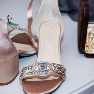 Champagne wedding shoes.size 9.5 WIDE